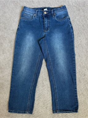 Venus Bum Lifter Capri Jeans, Dark Wash, US 6